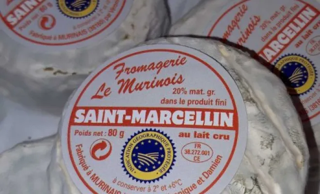 Vente de fromages, Vinay, La Halle Fermière